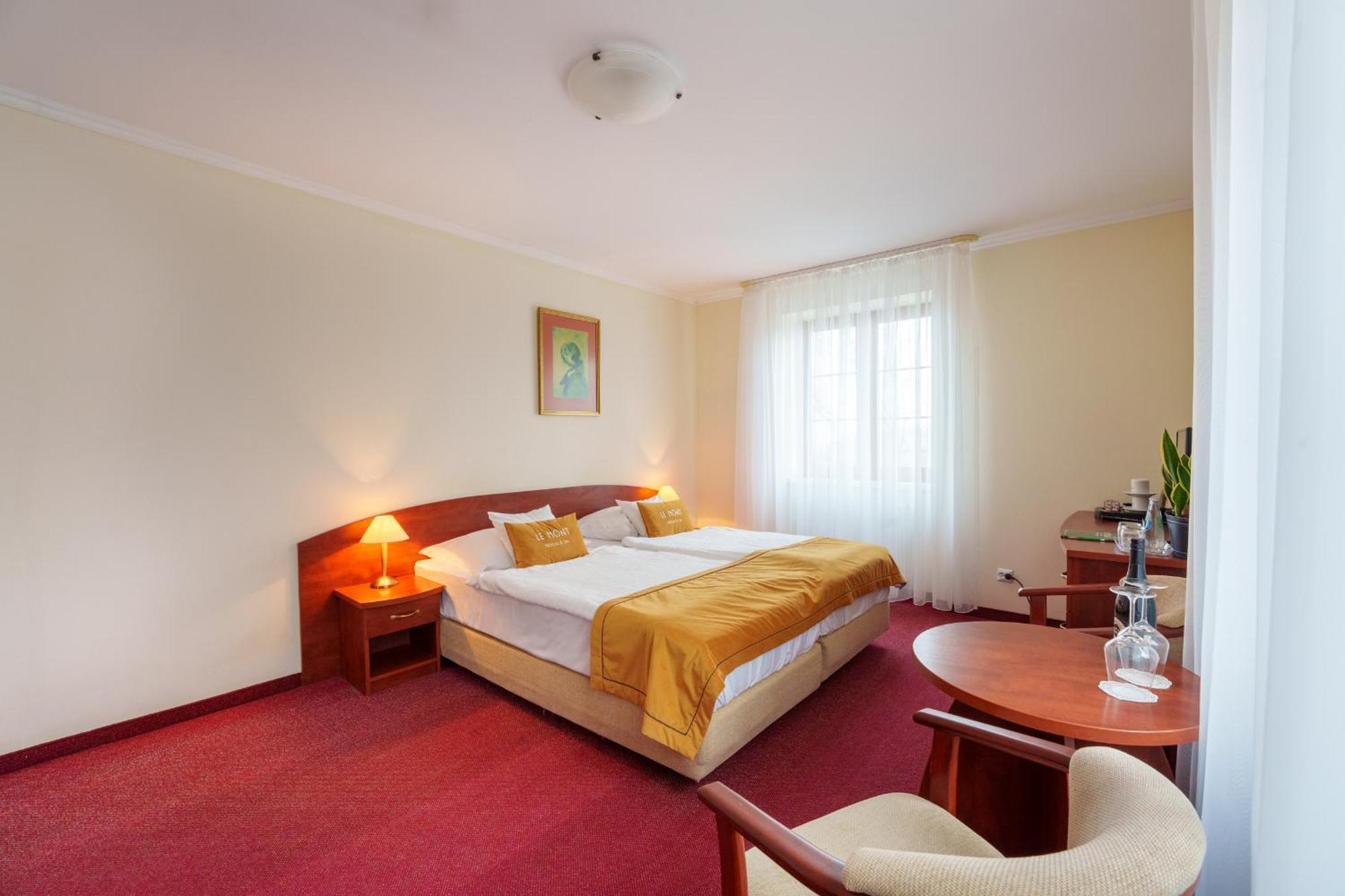Hotel Le Mont Medical & Spa Świeradów-Zdrój Dış mekan fotoğraf