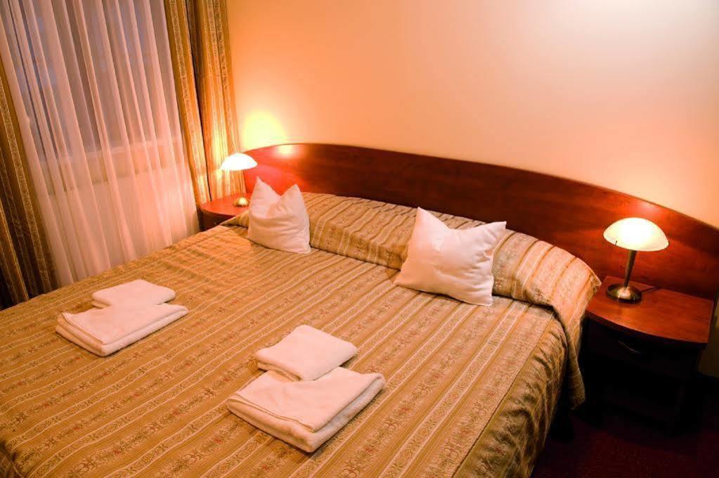 Hotel Le Mont Medical & Spa Świeradów-Zdrój Dış mekan fotoğraf