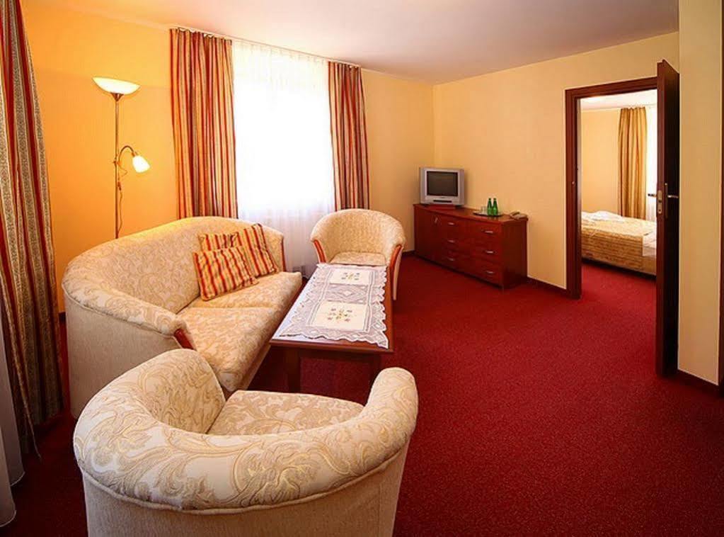 Hotel Le Mont Medical & Spa Świeradów-Zdrój Dış mekan fotoğraf
